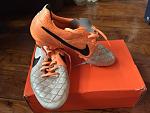     
: nike tempo.jpg
: 11
:	53.2 
ID:	10824838