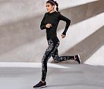     
: sport-tight-schwarz-grau-weiss.jpg
: 17
:	108.4 
ID:	12473614