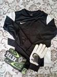     
: 626370386_3_261x203_kostyum-vratarya-nike-s-futbol_rev001.jpg
: 9
:	10.3 
ID:	12671627