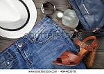     
: stock-photo-layout-fashionable-clothes-and-accessories-from-the-top-view-on-a-wooden-board-49446.jpg
: 7
:	54.8 
ID:	12877105