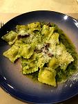     
: IMG_6962.jpg
: 47
:	146.9 
ID:	13039354