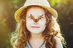    
: depositphotos_77132847-stock-photo-surprised-girl-with-a-butterfly.jpg
: 33
:	92.9 
ID:	13484540