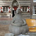     
: 300px-Beelden_in_Leiden_2016_04_crop.jpg
: 20
:	35.3 
ID:	13537636