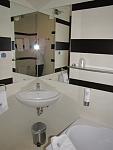     
: IMG_5501.JPG
: 71
:	89.4 
ID:	2853699