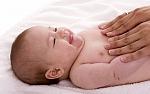     
: baby-massage.jpg
: 10
:	22.8 
ID:	3515578