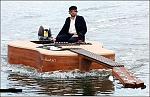     
: guitar_boat.jpg
: 21
:	36.8 
ID:	389601