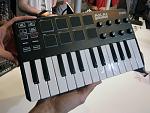     
: akai-mpk-mini-850-100.jpg
: 10
:	56.8 
ID:	5479511
