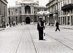     
: Odessa 2ww romanian officer resized.jpg
: 44
:	89.3 
ID:	5630100