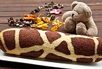     
: rulada-girafa-cu-ganache-de-ciocolata-si-nuci.jpg
: 44
:	212.8 
ID:	6452824
