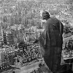     
: dresden_1945.jpg
: 19
:	148.4 
ID:	6525674