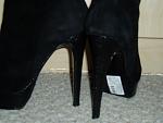     
: Fellini_black3.jpg
: 153
:	64.3 
ID:	881413