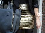     
: photopins_49554_user_5_Fashionbloggers-look-classy-black-and-gold-skirt.jpg
: 28
:	59.4 
ID:	7072341